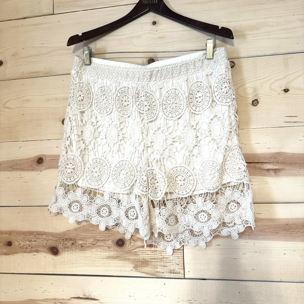Cato Womens Medium Ivory Crochet Lace Shorts Boho Lined Scalloped Hem Pull On